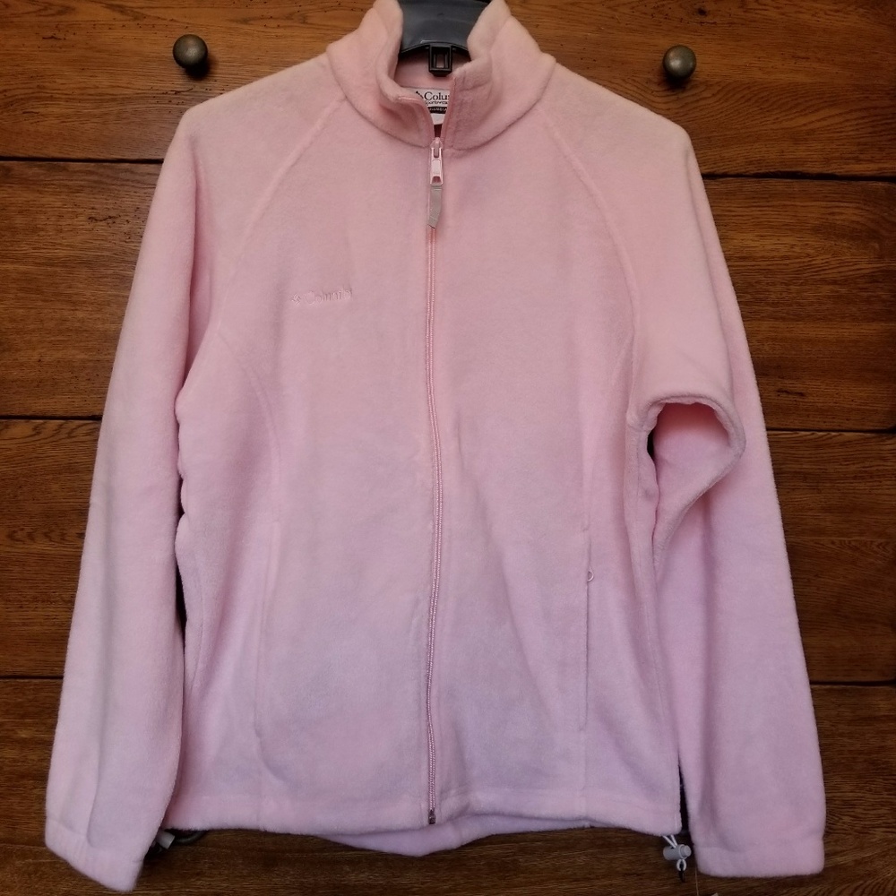 New women's Columbia light pink fleece jacket